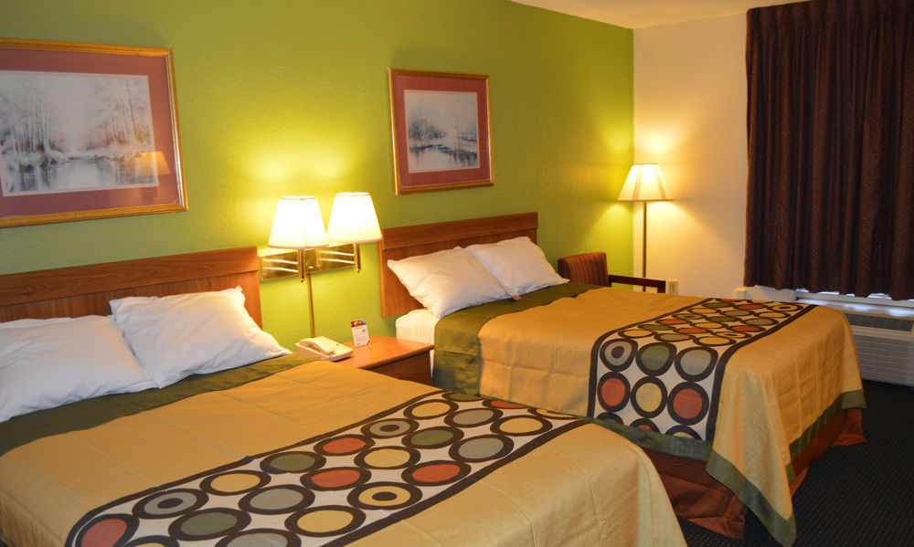 Hotel Super 8 By Wyndham Tifton Zewnętrze zdjęcie