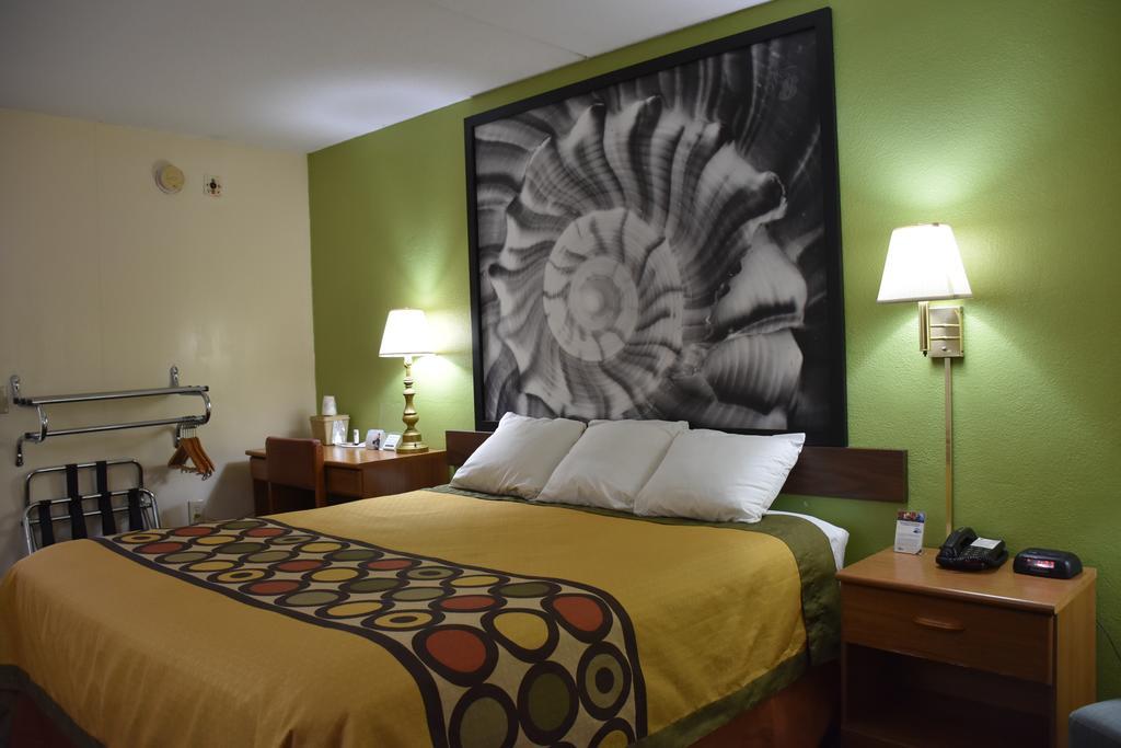 Hotel Super 8 By Wyndham Tifton Zewnętrze zdjęcie