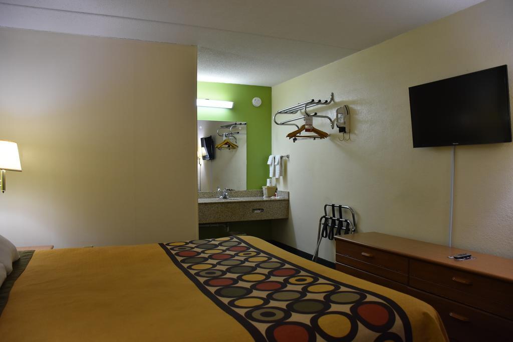 Hotel Super 8 By Wyndham Tifton Zewnętrze zdjęcie