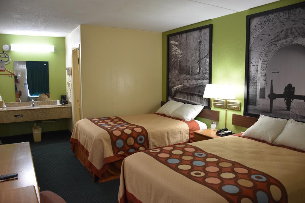 Hotel Super 8 By Wyndham Tifton Zewnętrze zdjęcie