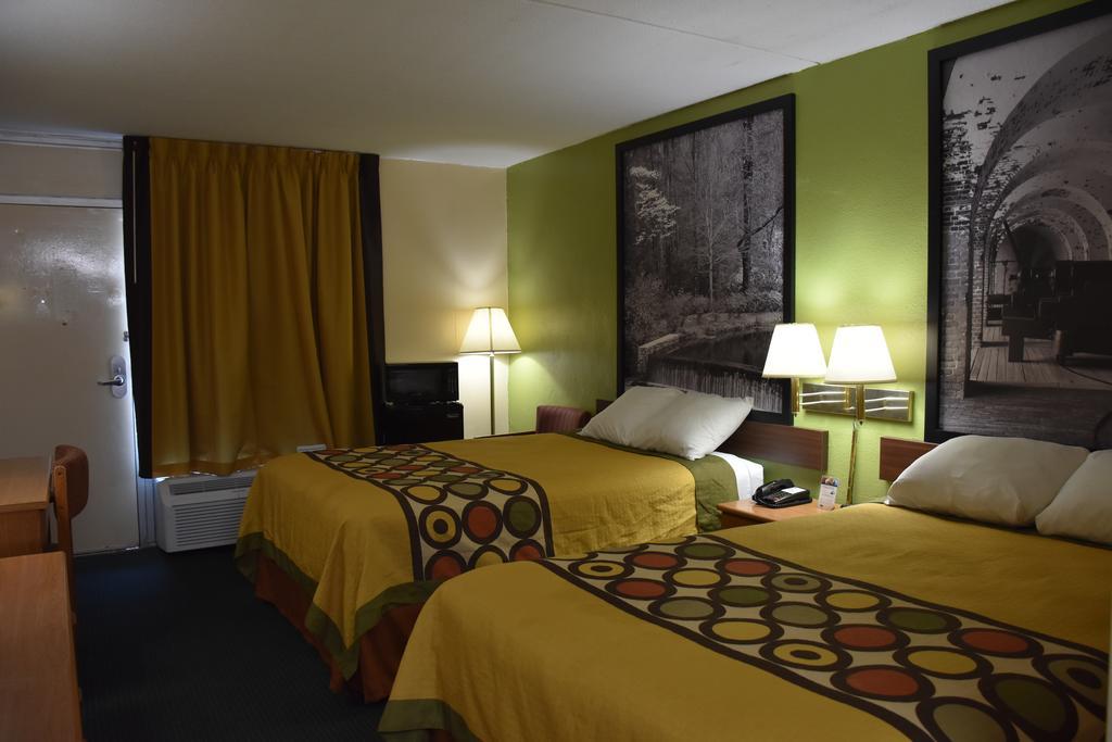 Hotel Super 8 By Wyndham Tifton Zewnętrze zdjęcie