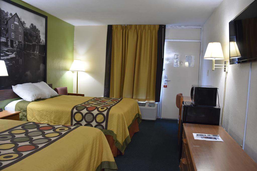 Hotel Super 8 By Wyndham Tifton Zewnętrze zdjęcie