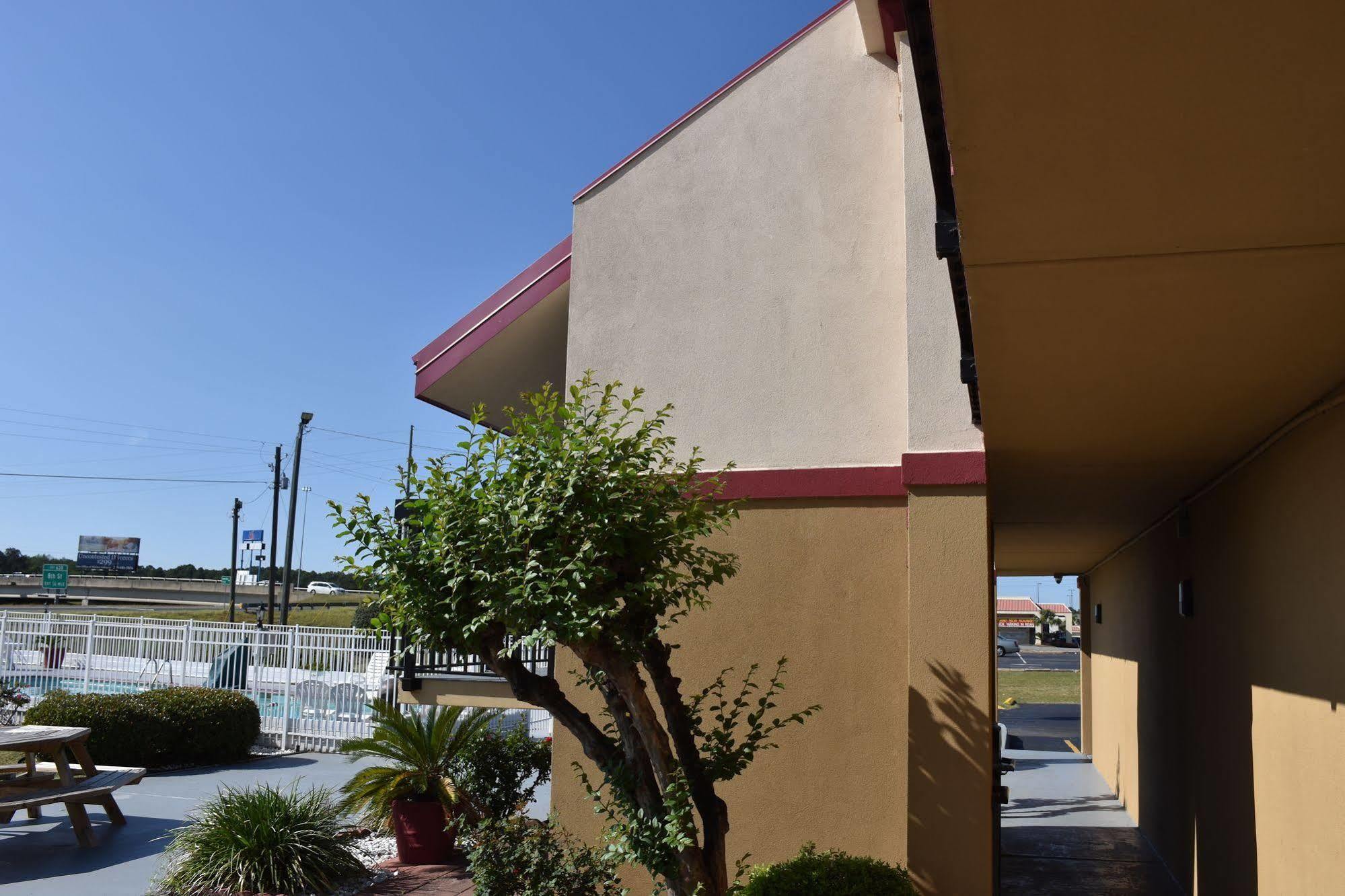 Hotel Super 8 By Wyndham Tifton Zewnętrze zdjęcie